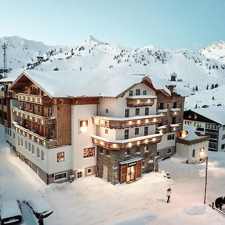 Hotel Alpenland Обертауэрн Экстерьер фото